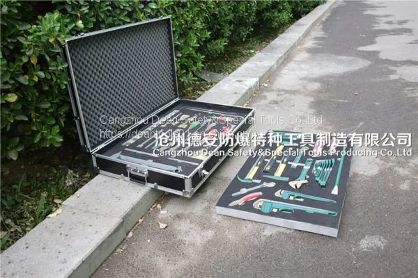 Non Sparking Hand Tools Kit ,set 62pcs , With Aluminum Alloy Box