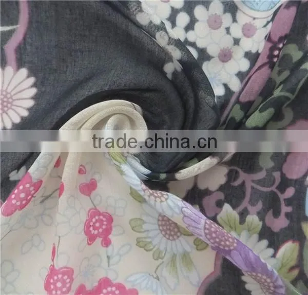 Floral Print Viscose Scarf photo-3
