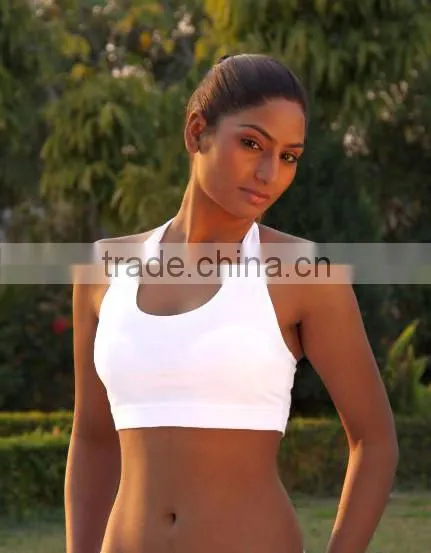 Yoga Set of Tank Top and Capri Bottom in Organic Cotton photo-2