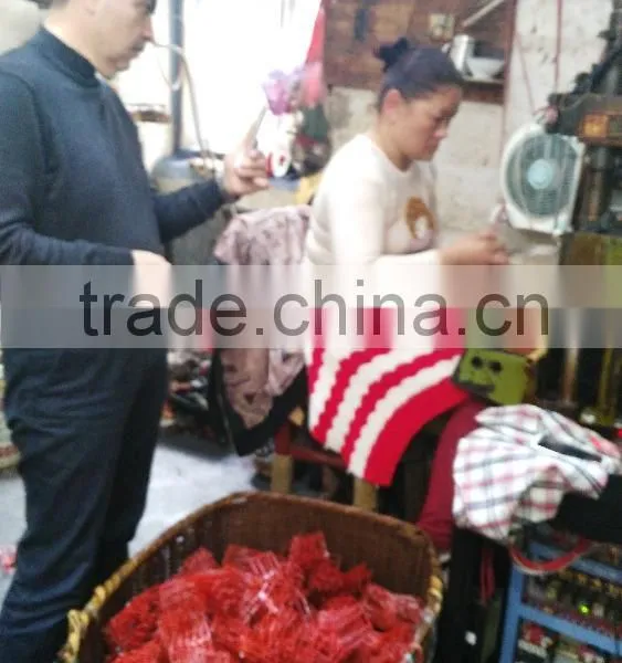 Pyrotechnics Plastic Ring Cap Injecting Machine photo-3