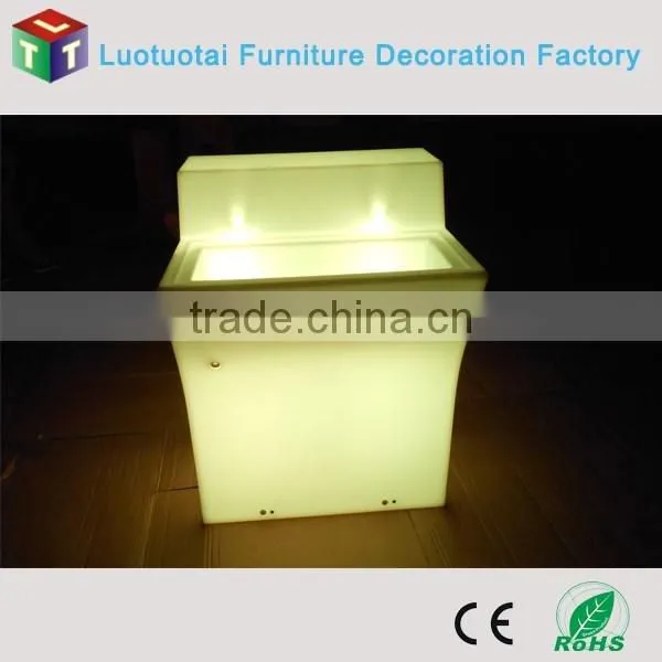 Luotuotai Guangdong Led Furniture Factory Bar Counter Design photo-5