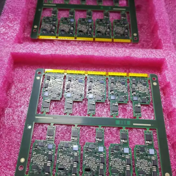 8 Layers of HDI High-frequency Mixed Pressure Buried Capacitor+buried Copper Block+gold Finger PCB