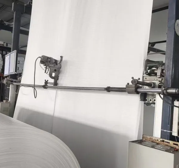 Ultrasonic Fabric Loom Cutting Welding Machine photo-5