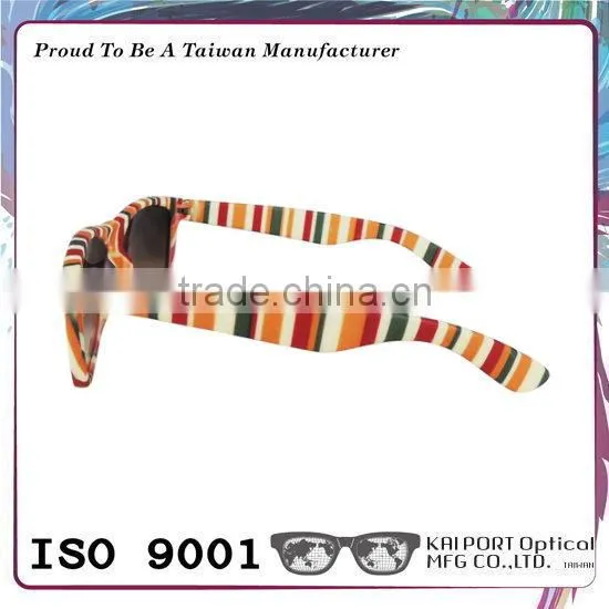 Classic Stripes Pattern Rubber Top Coat pc Graduated Sunglasses Available photo-2