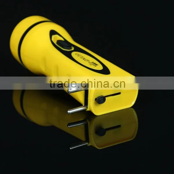 Solar Led Torch Flashlight Electronic Plastic Flashlight photo-3