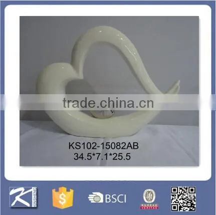 New Style White Porcelain Heart Figurine Home Decoration photo-3