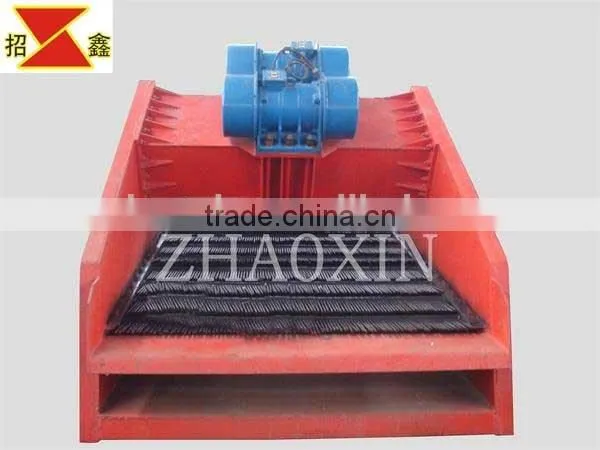 High Efficiency Small Ore Vibrating Screen Screening Machine photo-4
