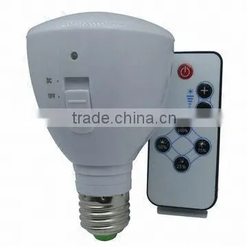 4W E27 Rechargeable LED Emergency Bulb with Remote Controller and 85 to 265V AC Voltage