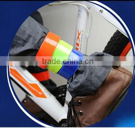 Reflective Pvc Snap Bracelet Wrist Band for Safety photo-2
