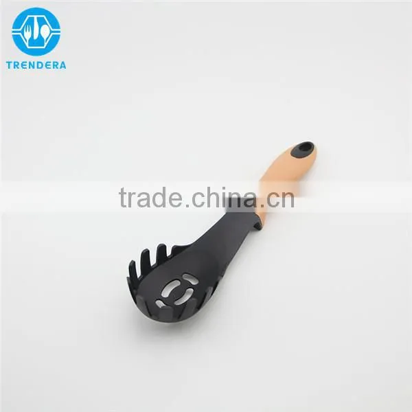 Best Selling Nylon Material Fancy Kitchen Utensils photo-2