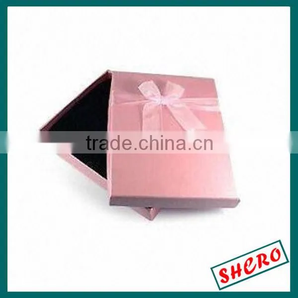 Luxury Pink Gift Box Paper Box Packaging With Silk Ribbon