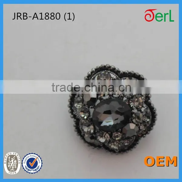 New Fashion Custom Pearl Crystal Rhinestone Button for Fur Leather Clothing photo-2