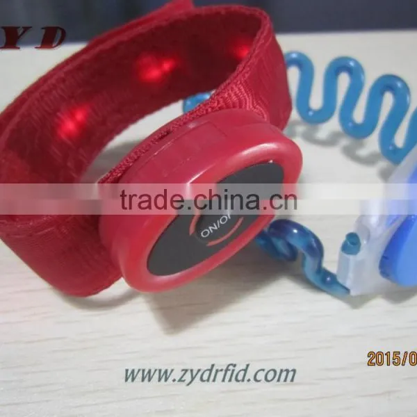 2015 New Product 13.56mhz Rfid Wristband Silicone Nfc Wristband photo-3