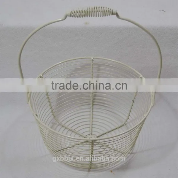 Set of Three Metal Wire Fruit Basket With Handle photo-4