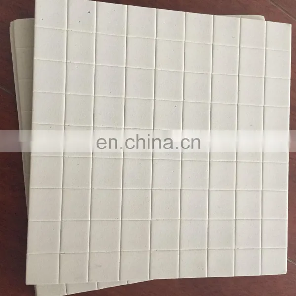 Separating Adhesive and Foam Glass Protector Pads photo-4