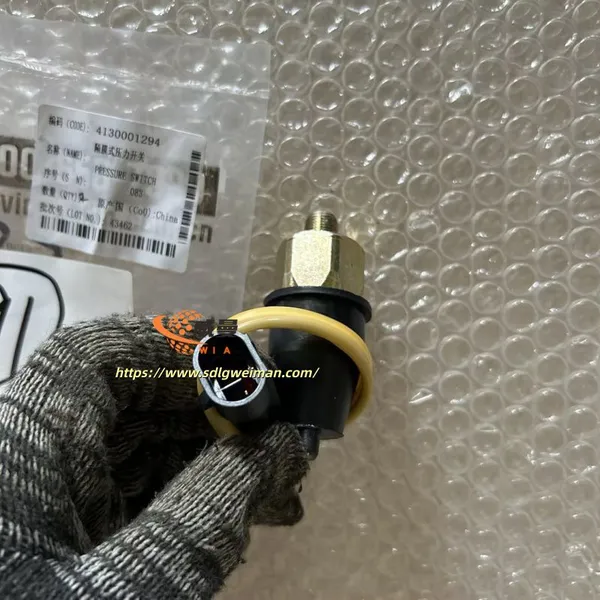 ORIGINAL SDLG Pressure Switch 4130001294 APPLY FOR SDLG WHEEL LOADER LG978 L978F L975F photo-3
