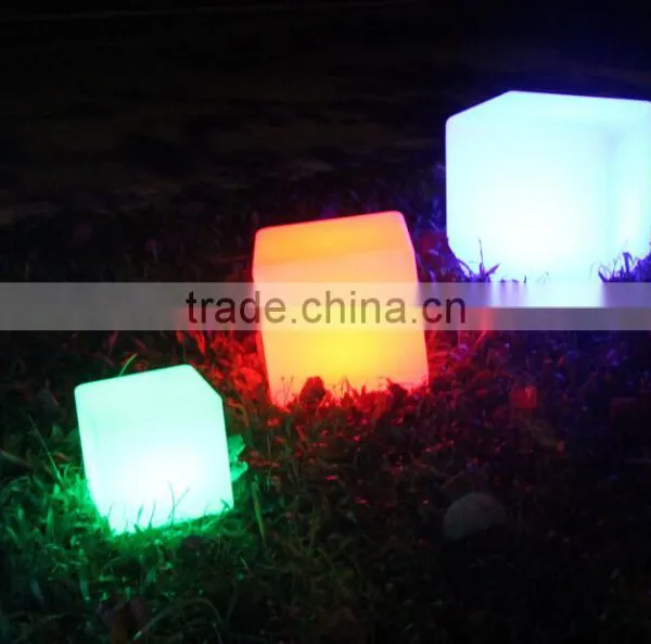 12"Solar LED Light Decotative Cube With Remote Control YXF-3030S photo-5