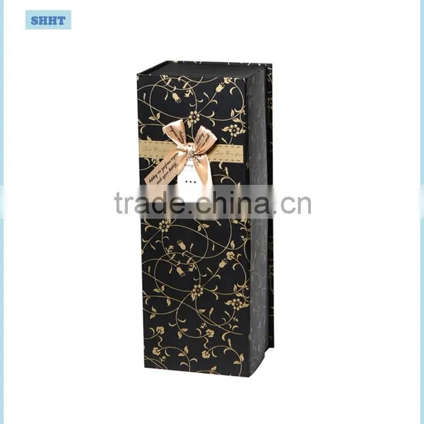 Luxury Gift Packaging Box With Megnet Closure and Customized Design photo-3