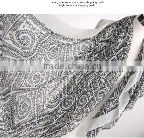 2014 Hotsale 100% Polyester Printed Woman Scarf photo-2
