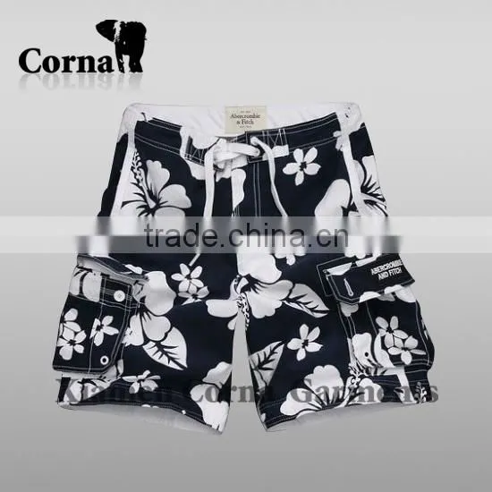 Colorful Beach Shorts With Good Quality and 100% Polyester photo-4