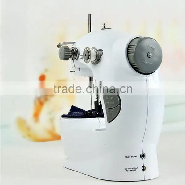4 In 1 Multifunction Jeans T-Shirt Flat Lock Sewing Machine Price Mini Sewing Machine photo-2