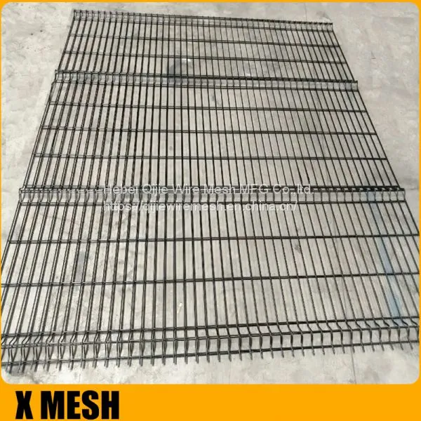 Green Pvc Coated Welded Wire Mesh Fence / 3D Curved Wire Mesh Fencing photo-2