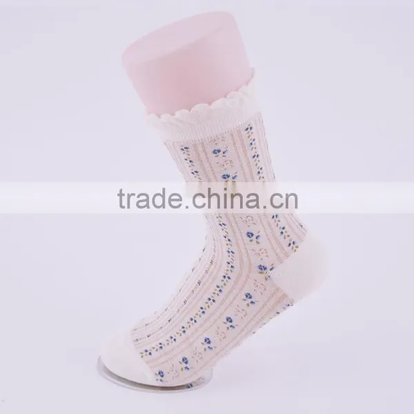 Lady 200N Fashion Socks With Fancy Designs With Ruffle Welt on the Socks Toe Sock photo-3