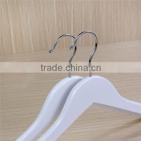 Wood White Shirt Hanger With Notches photo-4