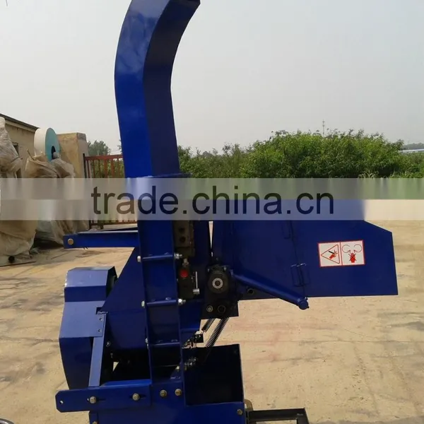Wood Crusher With Diesel Engine Hydraulic Feed System photo-2