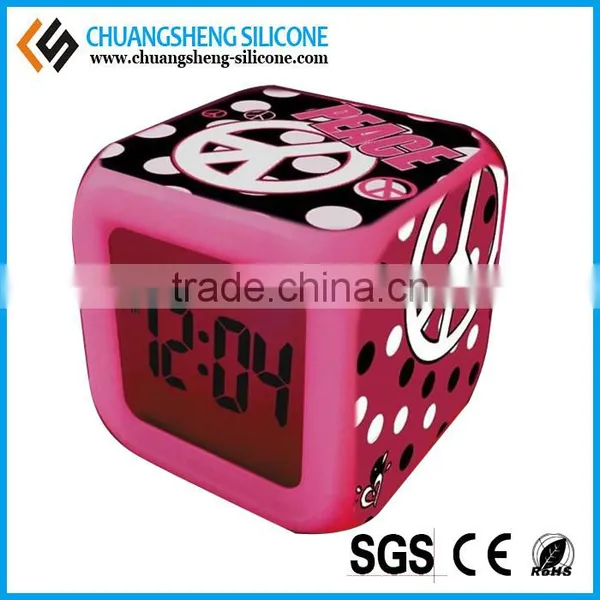 Shaking Radio Alarm Clock photo-5