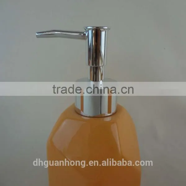 Simply Wholesale Ceramic Bathroom Accessory Set photo-3