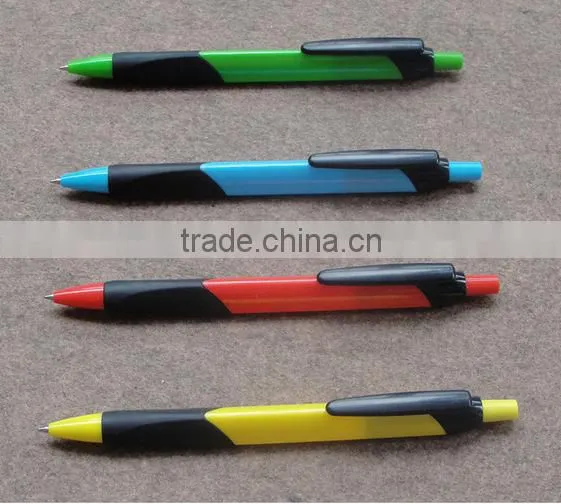 New Type Economical Triangle Ball Pen With Customizable Logo photo-4