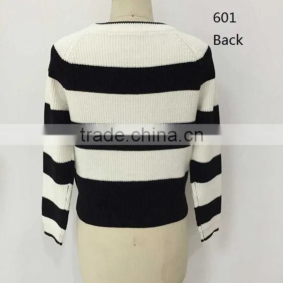 Ladies Fall/Winter 2016 White & Black Stripe Handflat Machine Garment