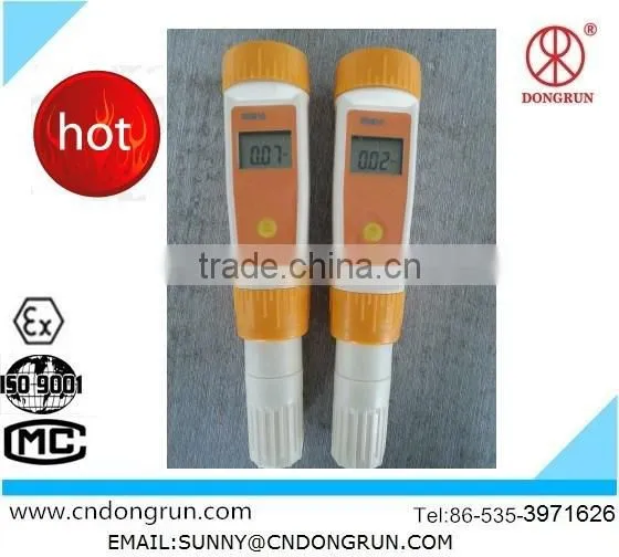 TDS10A Precision Conductivity+TDS+Salinity Meter/Battery:4pcs 1.5 V button batteries