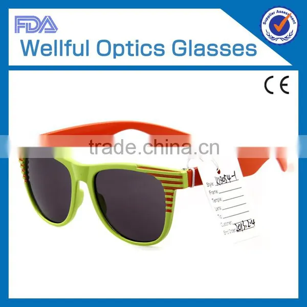 2014 Wholesale Custom Logo Made in China Sunglasses for Girls