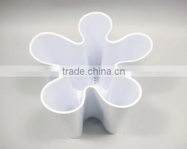Two Tone Flower Shaped Melamine Colander Utensils photo-3