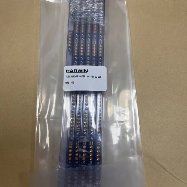 M80‑4T10405F1‑04‑321‑00‑000 HARWIN Datamate Mix‑Tek, 4‑Signal + 4‑Power Contacts, 2.0mm / 4.0mm Pitch, Jackscrew Lock