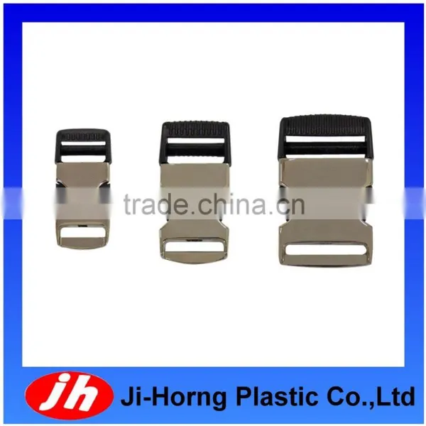 Plastic and Metal Buckle With Dog Collar
