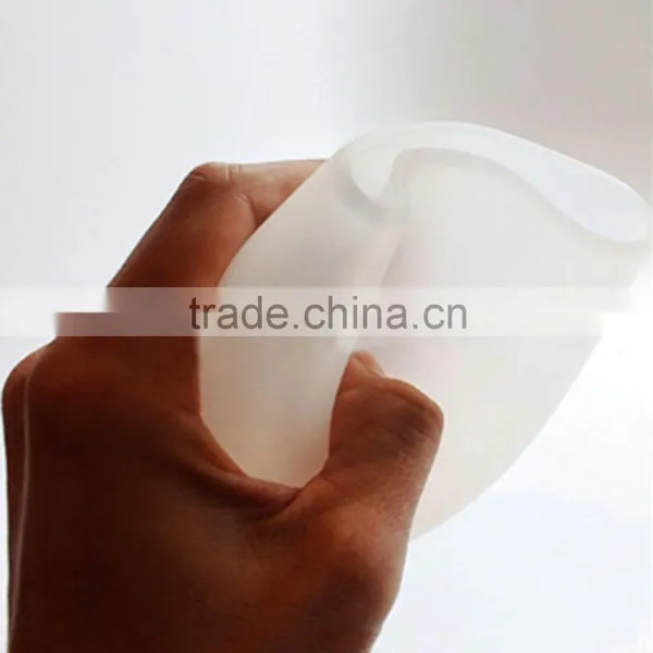Transparent Eco-friendly Food Grade Silicone Red Wine Drinking Cup for Travel photo-4