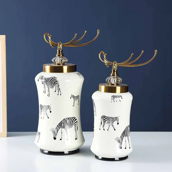 Chinese New Style Creative Household Decoration Modern Animal Painting Ceramic Flower Storage Vase As Table Lidded Jar photo-4