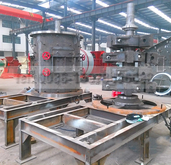 Simple Maintenance Grinder vertical Crusher Long Service Life
