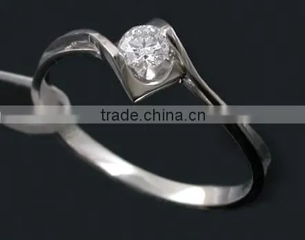 Espectacular Anillo de Compromiso PLATINO 950 y Diamante Talla Princesa