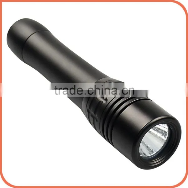 Newest Arrival Aluminum Underwater 100m 1000 Lumen xm l2 in Led Diving Torch