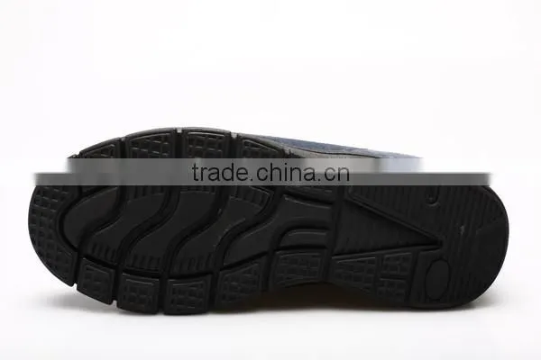 Chinese Supplier High Quality Breathable Sports Tall Men Shoes photo-5