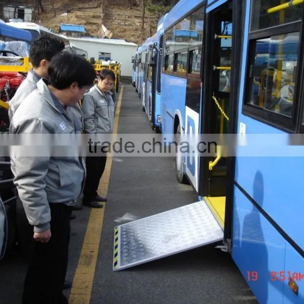 EWR-L Bus Wheelchair Ramps Load 350kg With CE Certificate photo-5