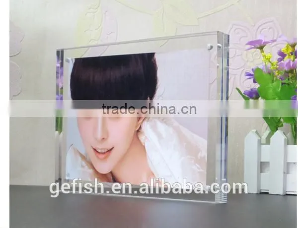 Clear Acrylic Magnet Photo Picture Frame photo-2