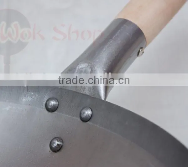 Chinese Wooden Handle Carbon Steel Wok photo-2