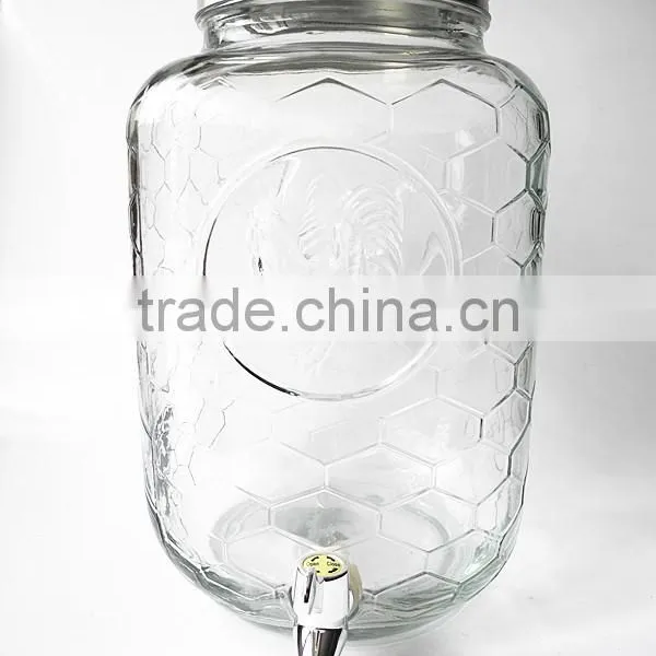 8L Big Square Checkered Glass Wine Dispenser Jar With Spigot and Lid photo-3