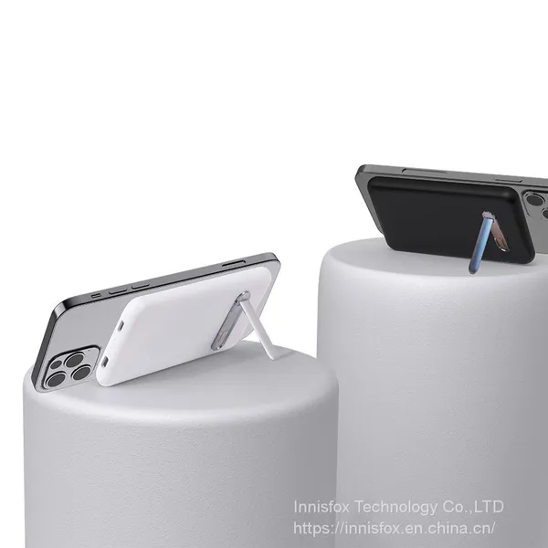 Innisfox Portable Credit Card Qi Pd 18w 15w Powerbank 5000mAh Magnetic Wireless Power Bank 18w for IPhone 12 photo-3