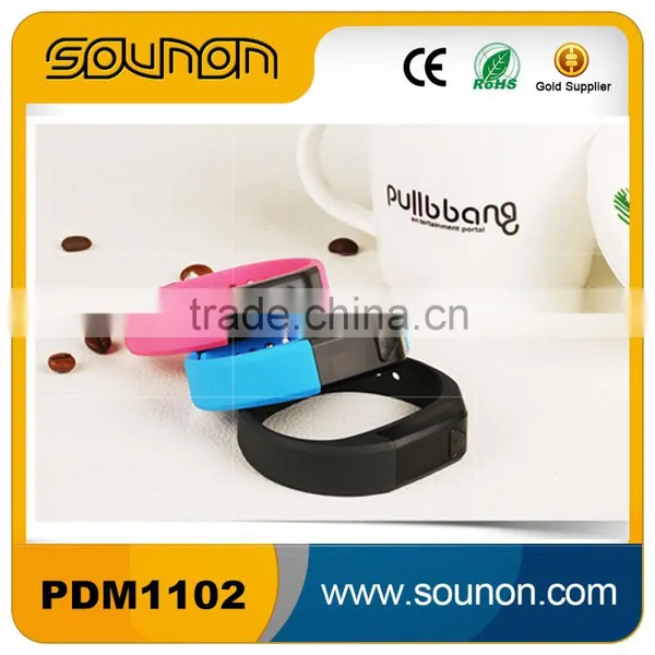 Sounon Fashion Smart Pedometer Specially Design Wristband Pedometer Watch, USB Charge Pedometer Watch photo-5